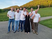 Le Comité de l'ANECEM, de gauche à droite: Yannick Bielser, Damien Cand, Damien Giovannini, Thomas Matile, Greg Neuhaus, Sylvie Douillet, Stéphane Ducommun, Romain Michaud.