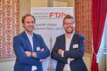 La pétition en faveur du rétablissement d’une quatrième liaison TGV entre Paris et Lausanne via l’Arc jurassien a recueilli près de 12'000 signatures. Les deux pétitionnaire, Sylvain Bobillier-Monnot et Thomas Morel, invitent à poursuivre la récolte des signatures.